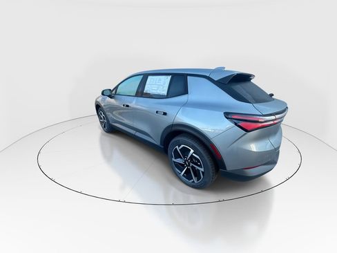 New 2026 Chevrolet Equinox EV LT image 6