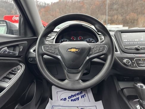 Used 2018 Chevrolet Malibu LS image 8