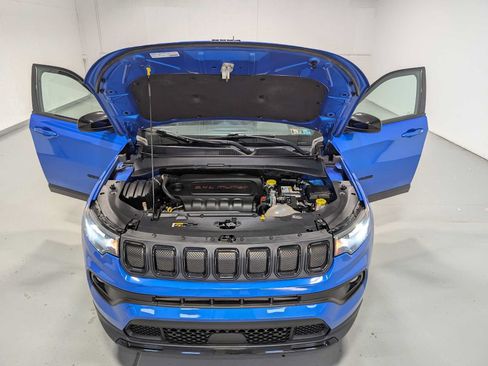 Used 2022 Jeep Compass Latitude w/ Convenience Group AWD/4WD image 13