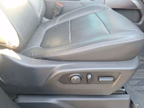 Used 2020 GMC Sierra 1500 SLT image 35