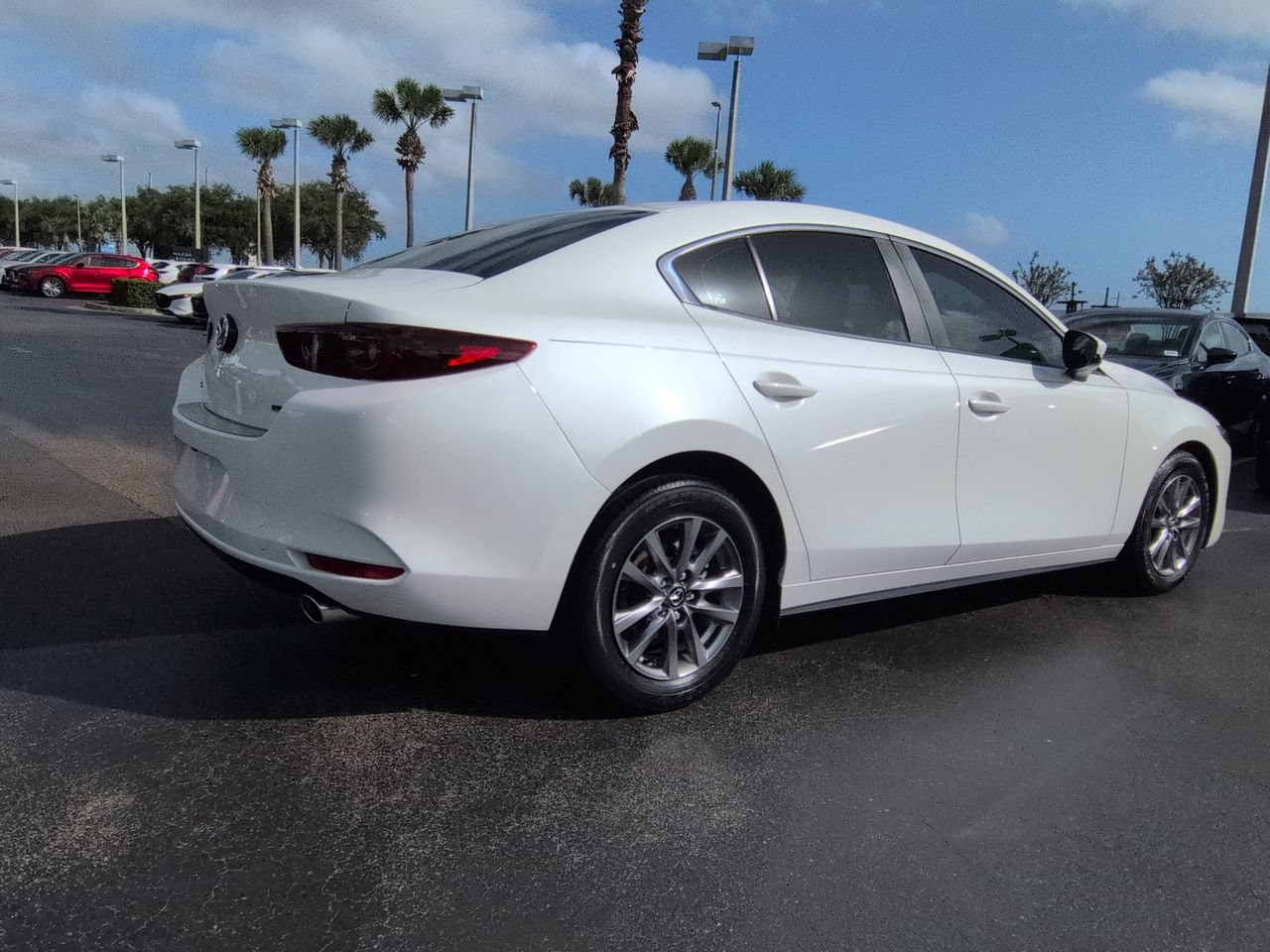 Used 2024 MAZDA MAZDA3 s FWD image 4