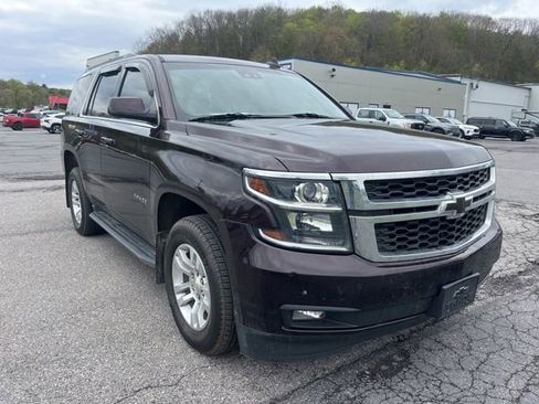Used 2020 Chevrolet Tahoe LT w/ Luxury Package AWD/4WD image 3
