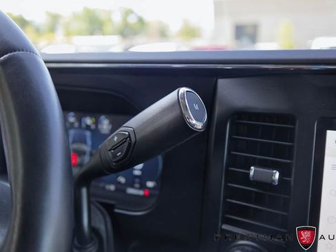 Used 2024 Ford F250 Lariat w/ Lariat Ultimate Package AWD/4WD image 34