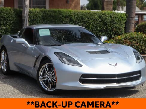 Used 2017 Chevrolet Corvette Stingray Coupe w/ 1LT RWD image 2