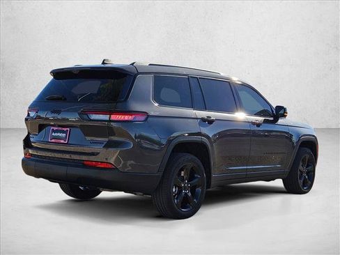 Used 2024 Jeep Grand Cherokee L Limited w/ Luxury Tech Group II AWD/4WD image 5