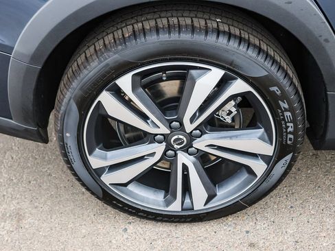 New 2026 Volvo V60 B5 Cross Country Plus w/ Climate Package AWD/4WD image 13