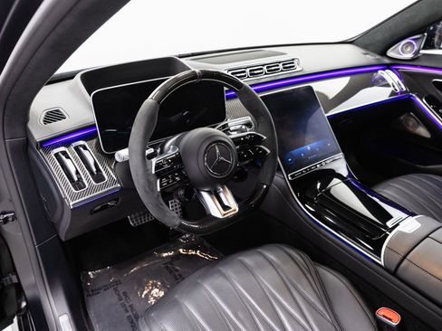 Used 2024 Mercedes-Benz S 63 AMG S image 9