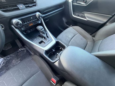 Used 2025 Toyota RAV4 XLE w/ Convenience Package image 44