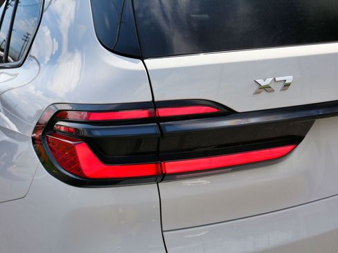 Used 2024 BMW X7 M60i w/ Executive Package AWD/4WD image 10