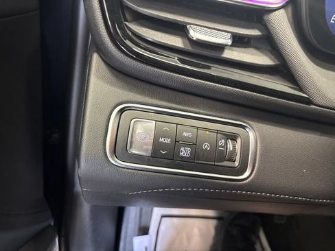 Used 2026 Buick Enclave Preferred AWD/4WD image 42