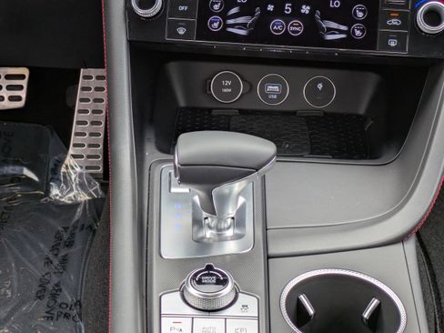 Certified 2024 Genesis G70 2.5T w/ Sport Prestige Package image 15