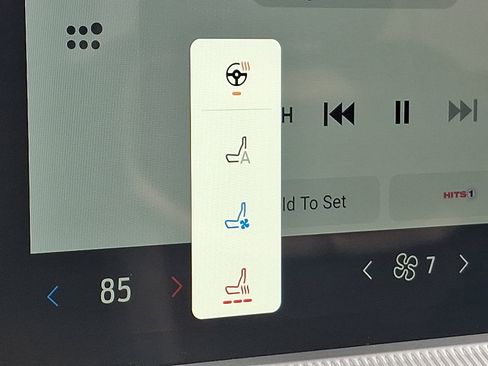 Used 2025 Ford Explorer ST image 26