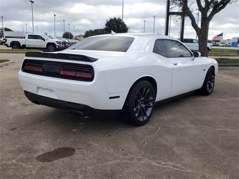 Used 2023 Dodge Challenger R/T Scat Pack image 4