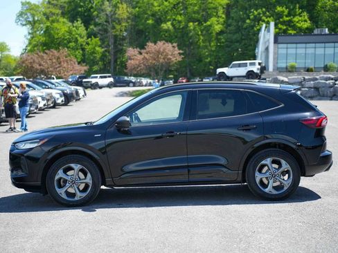 Used 2023 Ford Escape ST-Line w/ Tech Pack #1 AWD/4WD image 8