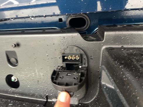 Used 2024 RAM 2500 Tradesman w/ Chrome Appearance Group image 15