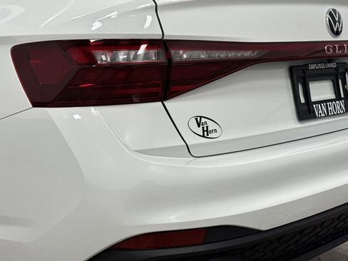 Used 2025 Volkswagen Jetta GLI Autobahn image 32