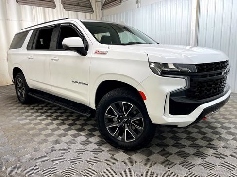 Certified 2024 Chevrolet Suburban Z71 w/ Luxury Package image 56