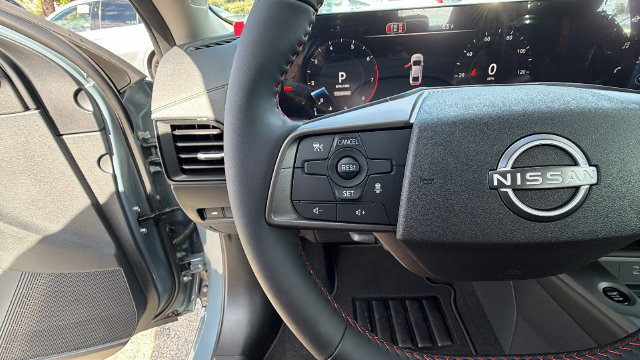 Used 2026 Nissan Sentra SR w/ Floor Mat Package FWD image 27