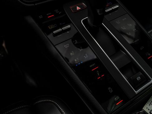 New 2026 Porsche Macan S image 19