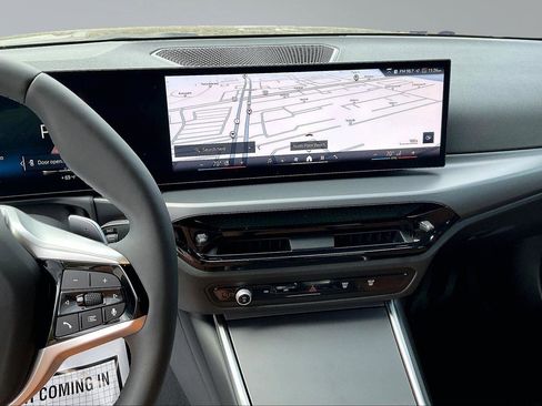 Used 2025 BMW 230i xDrive Coupe w/ Convenience Package image 9