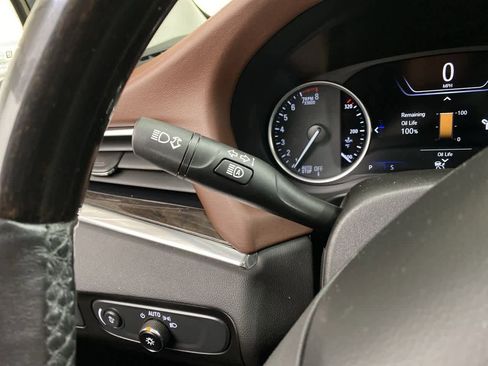 Used 2021 Buick Enclave Avenir w/ Avenir Technology Package image 23