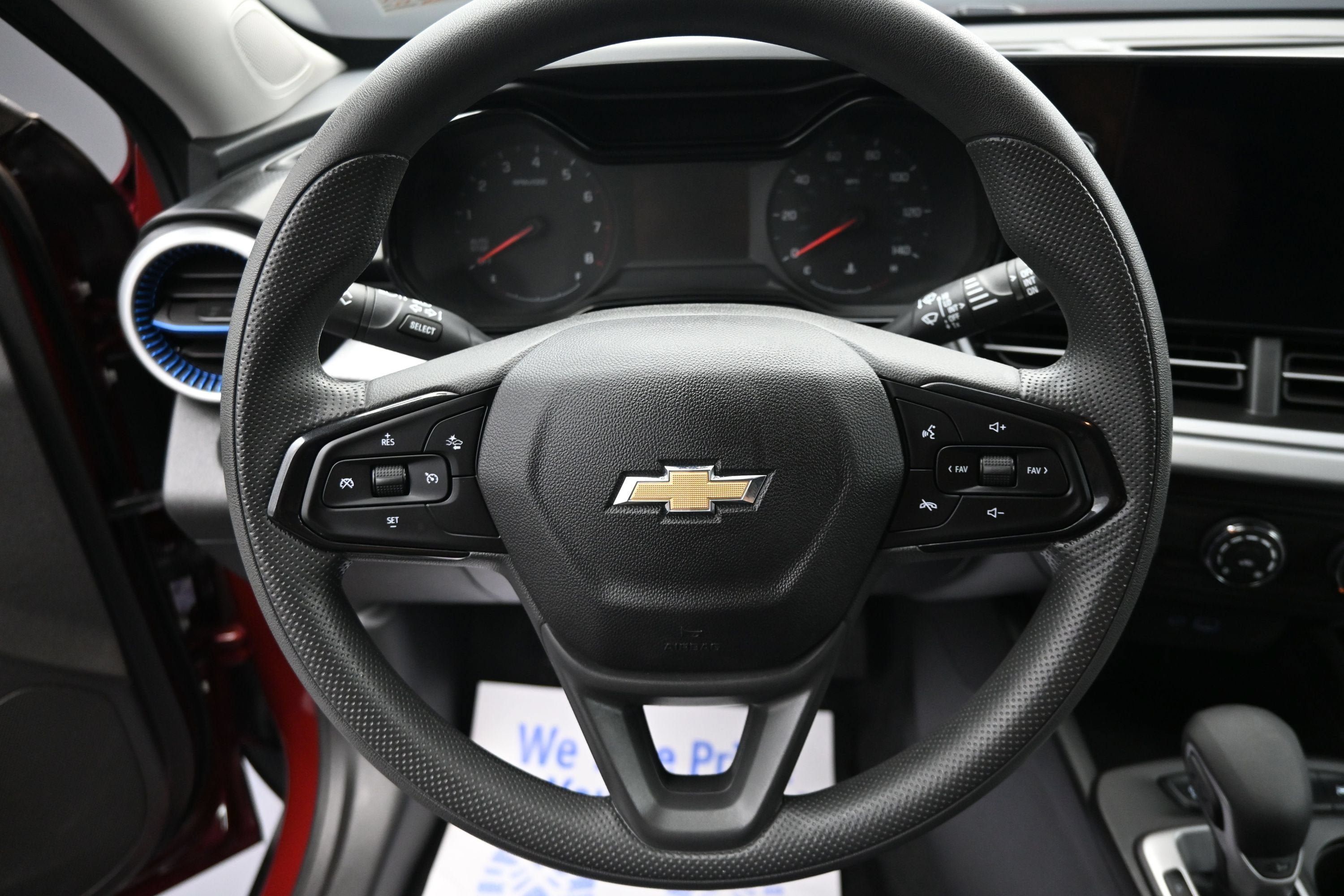 Certified 2024 Chevrolet Trax LS FWD image 12