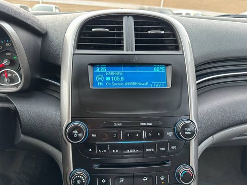 Used 2015 Chevrolet Malibu LS FWD image 41