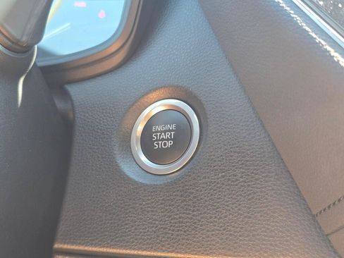 Used 2023 Toyota Corolla SE FWD image 25