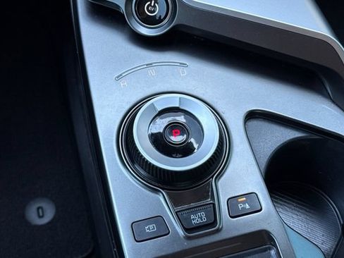 Certified 2024 Kia EV6 Light RWD image 28