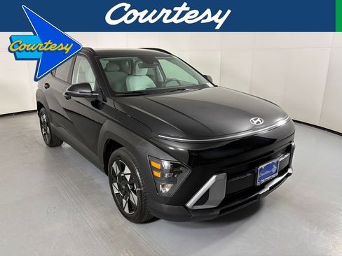 Used 2025 Hyundai Kona SEL FWD image 1