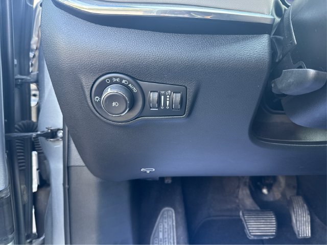 Used 2024 Jeep Compass Limited AWD/4WD image 18