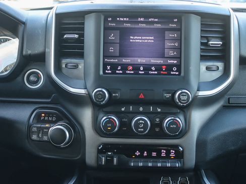 Used 2020 RAM 1500 Big Horn image 12