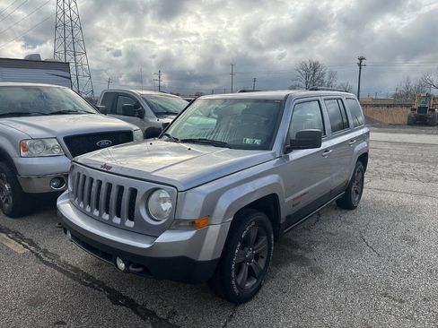 Used 2016 Jeep Patriot 75th Anniversary w/ Power Value Group image 1