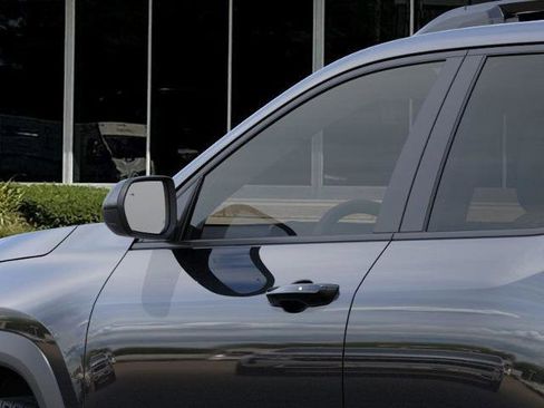 New 2026 Chevrolet Equinox LT w/ Midnight Edition image 12