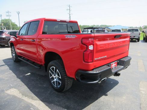 Certified 2019 Chevrolet Silverado 1500 LT Trail Boss AWD/4WD image 11