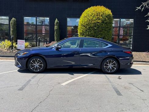Used 2023 Lexus ES 350 w/ Premium Package image 9