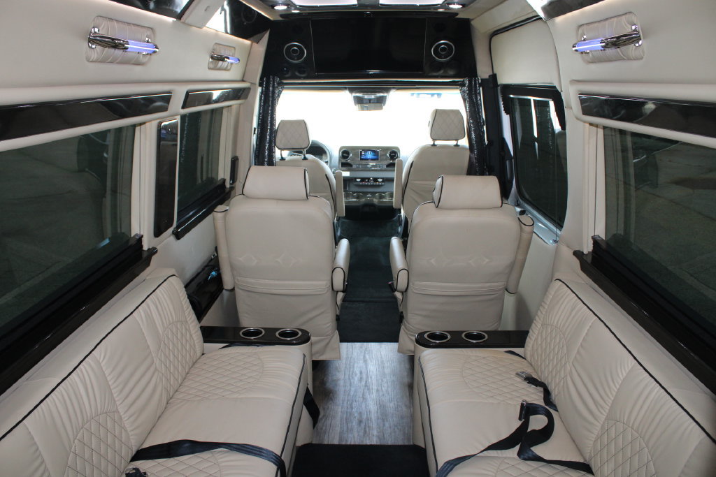 Used 2021 Mercedes-Benz Sprinter 3500 image 34