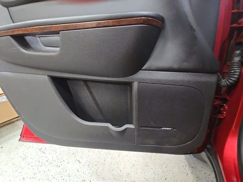 Used 2014 Chevrolet Traverse LTZ AWD/4WD image 33