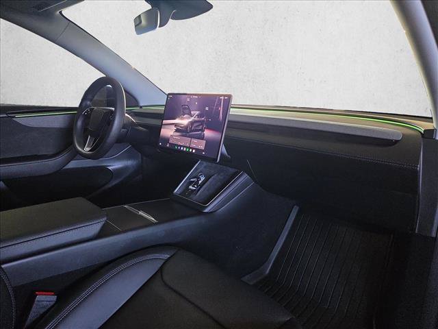 Used 2026 Tesla Model Y Long Range AWD/4WD image 18