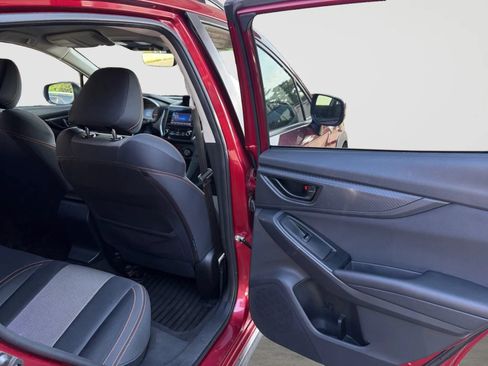 Used 2019 Subaru Crosstrek 2.0i Premium AWD/4WD image 17