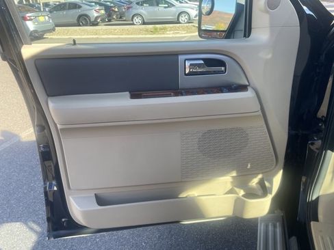 Used 2009 Ford Expedition 4WD image 18
