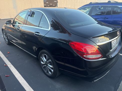 Used 2018 Mercedes-Benz C 300 4MATIC Sedan image 3