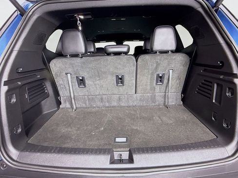 Used 2025 Buick Enclave Preferred image 27