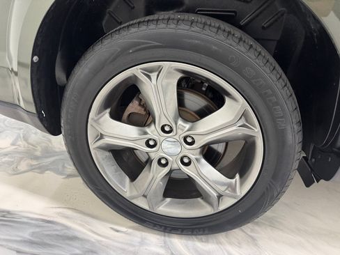 Used 2016 Dodge Journey Crossroad FWD image 11