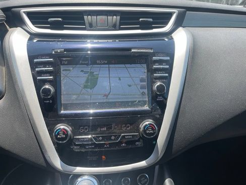 Used 2016 Nissan Murano Platinum w/ Platinum Technology Package FWD image 6