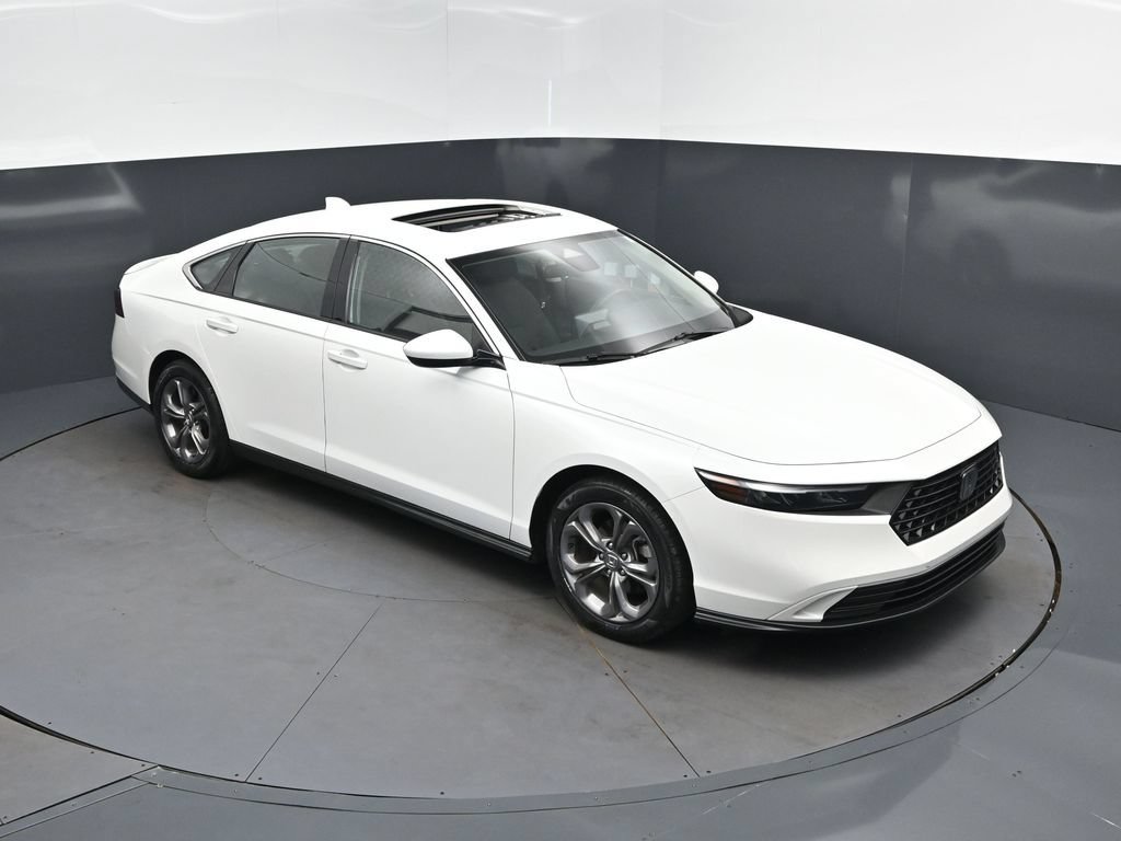 Used 2024 Honda Accord EX image 36