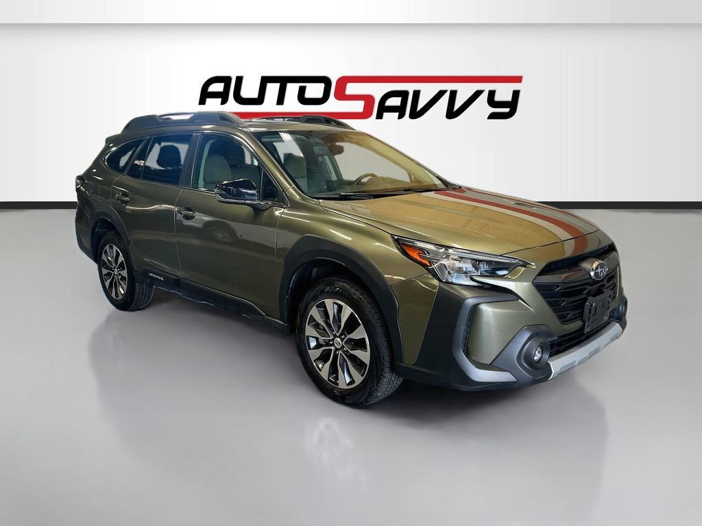 Used 2025 Subaru Outback Limited AWD/4WD image 1