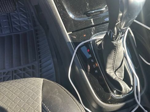 Used 2019 Buick Encore Preferred AWD/4WD image 8