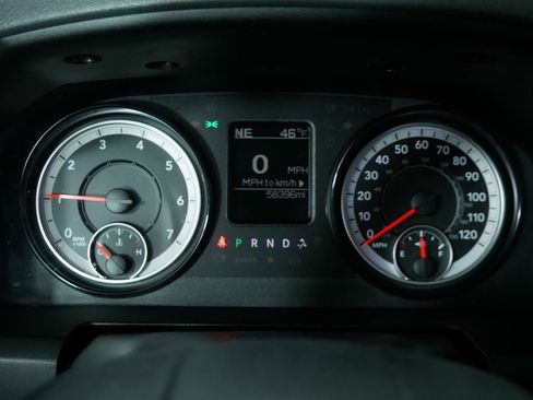 Used 2018 RAM 1500 Express w/ Express Value Package image 27