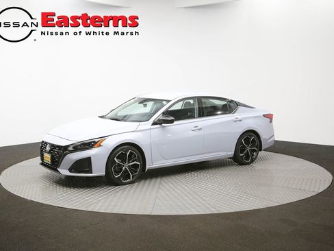 Used 2023 Nissan Altima 2.5 SR image 55